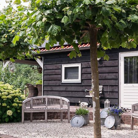 Bed & Breakfast De Schuur Inn Numansdorp Esterno foto