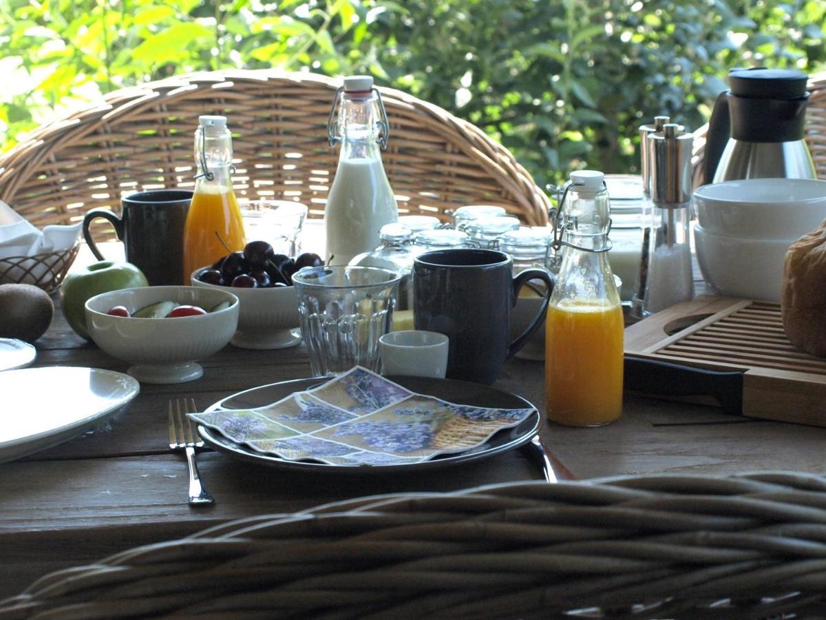 Bed & Breakfast De Schuur Inn Numansdorp Esterno foto